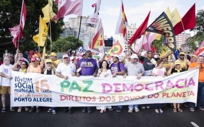 Movimentos vão às ruas na abertura do Fórum Social Mundial de Porto Alegre FMS