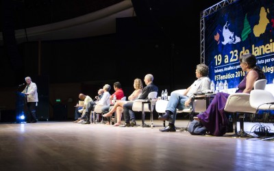 Alternativas à crise nacional debatidas no Fórum Social Mundial fms-2
